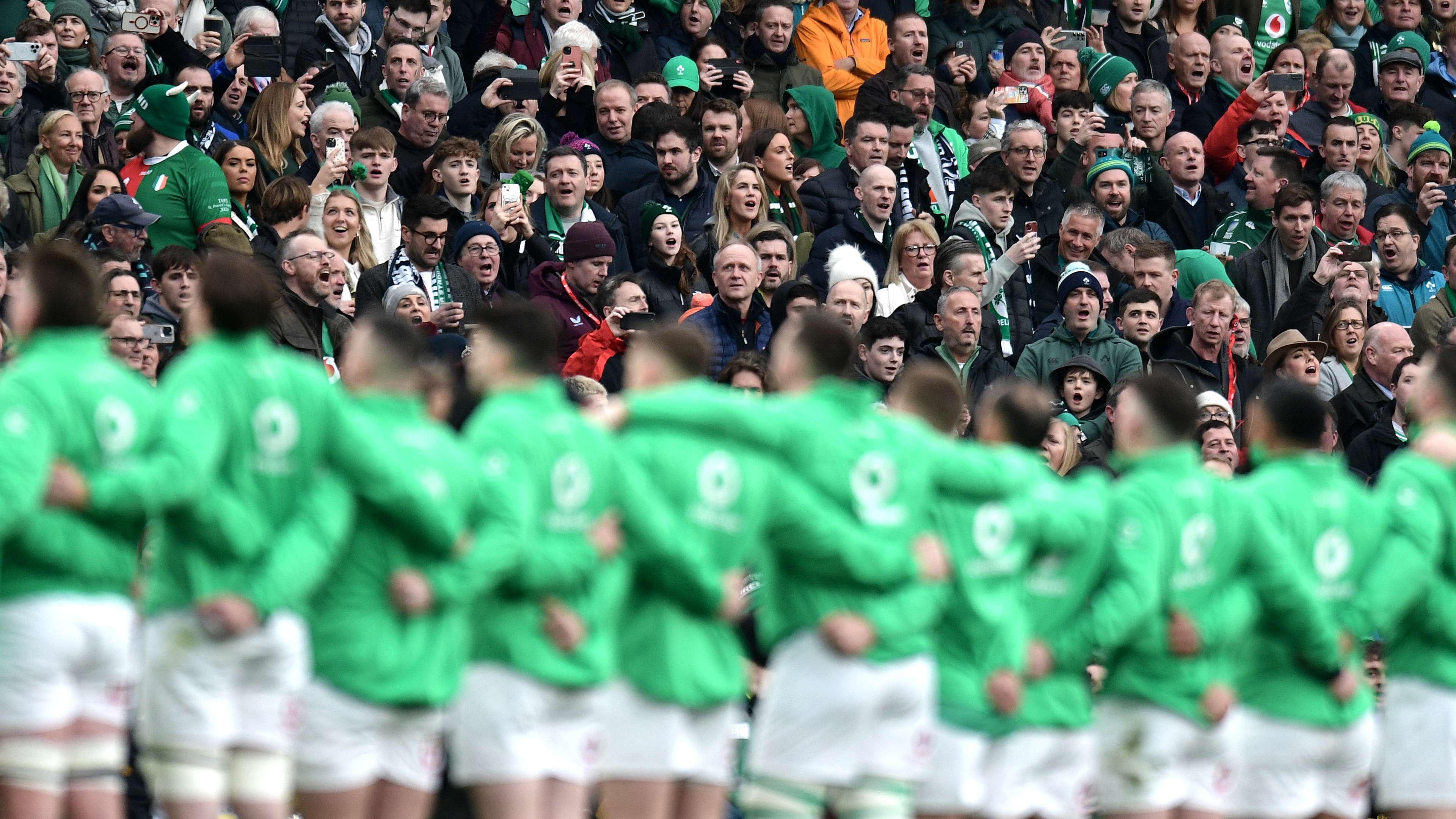 正是她能够 正是她能够